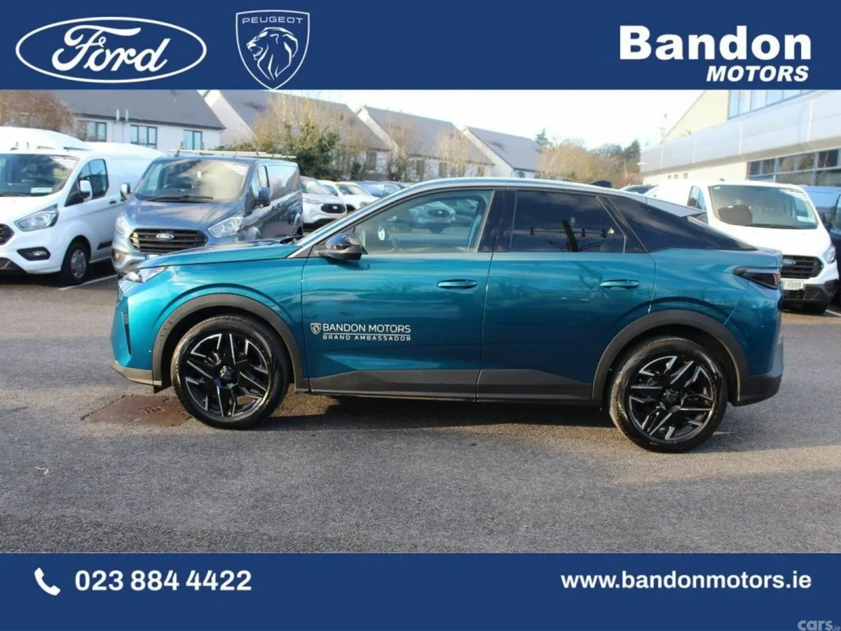 Peugeot 3008 MPV, Petrol, 2025, Blue