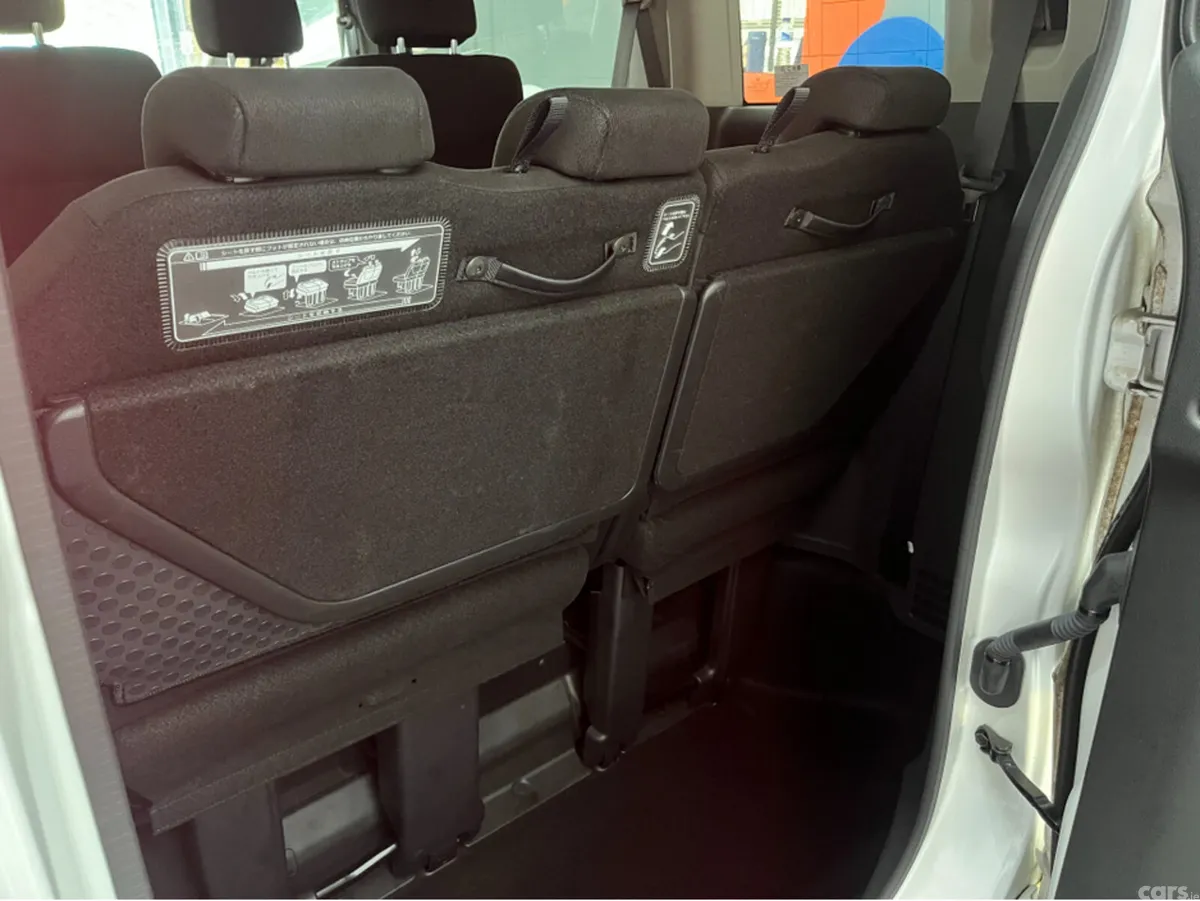 Honda Stepwagon MPV, Petrol Hybrid, 2020, White