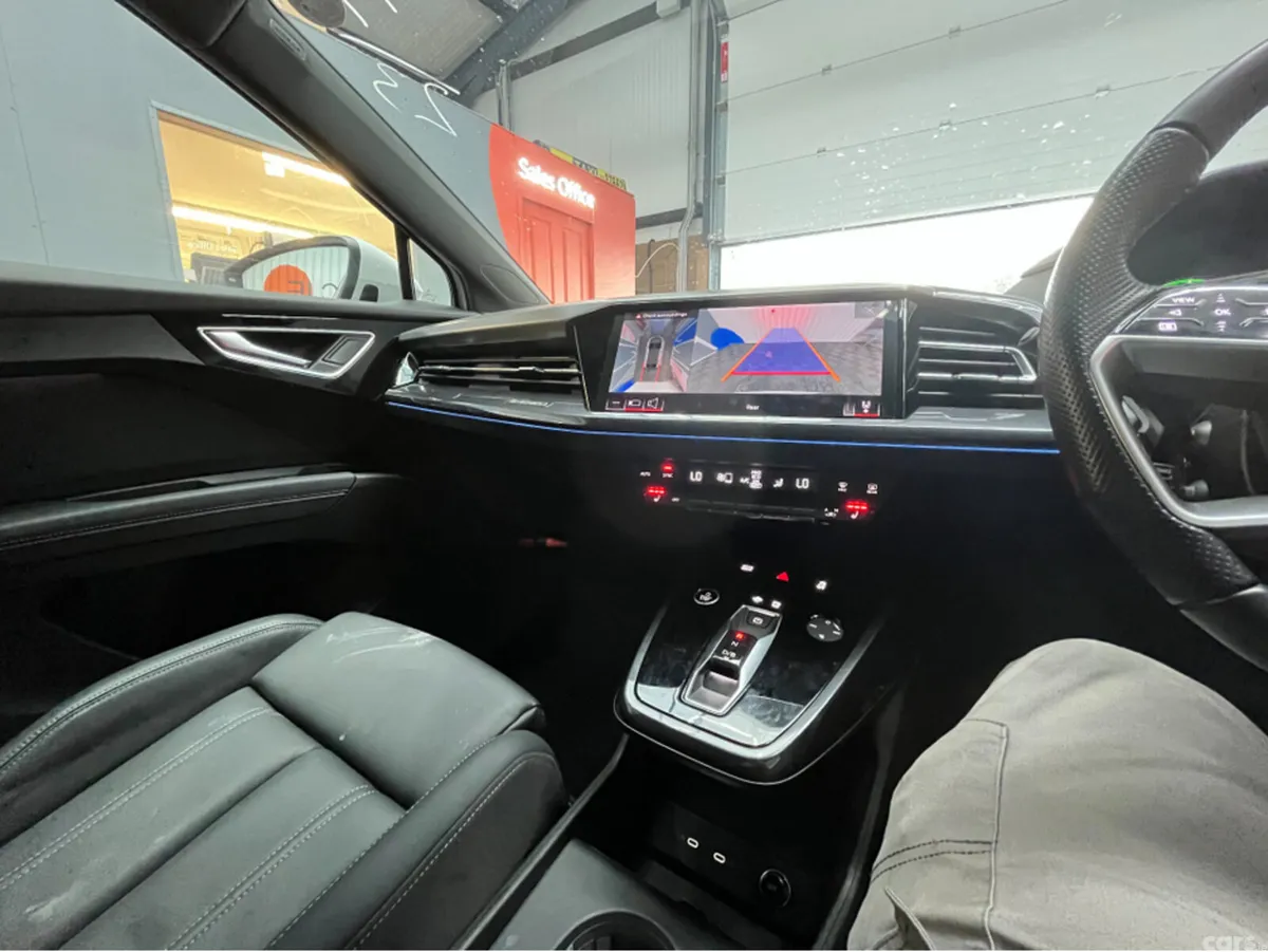 Audi Q4 e-tron SUV, Electric, 2023, White
