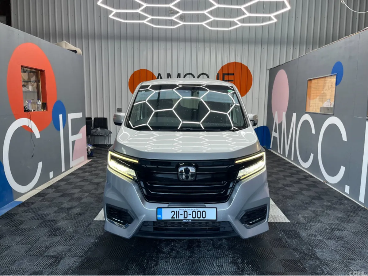 Honda Stepwagon MPV, Petrol Hybrid, 2021, Silver