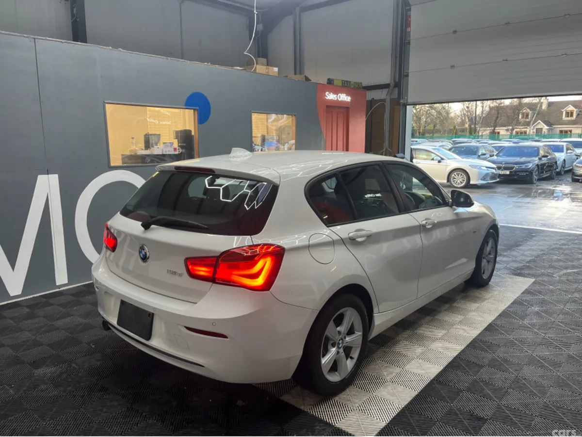 BMW 1-Series Hatchback, Diesel, 2017, White