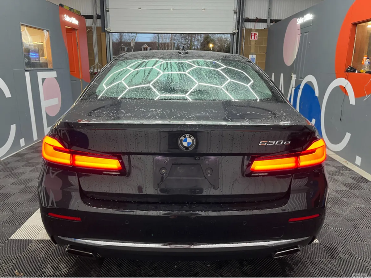 BMW 5-Series Saloon, Petrol Plug-in Hybrid, 2020, Black