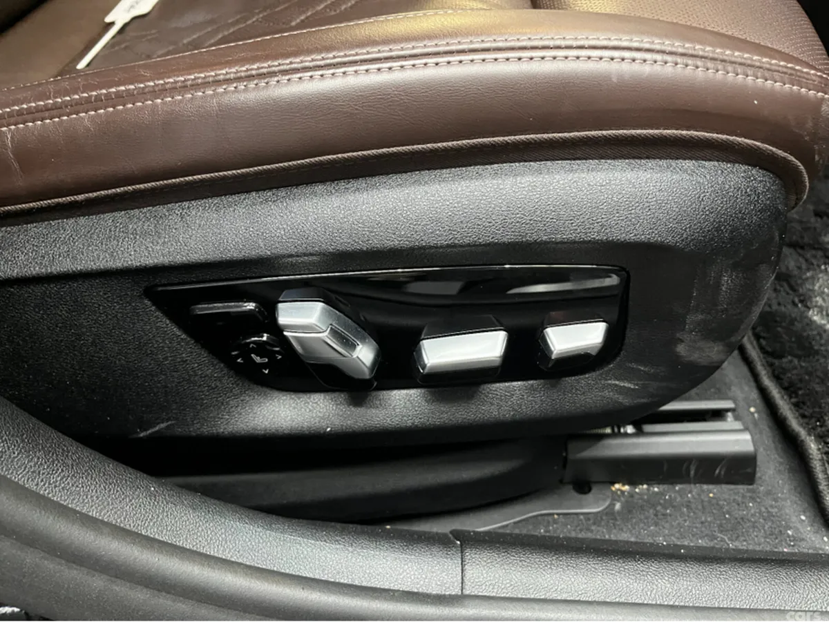 BMW 5-Series Saloon, Petrol Plug-in Hybrid, 2020, Black