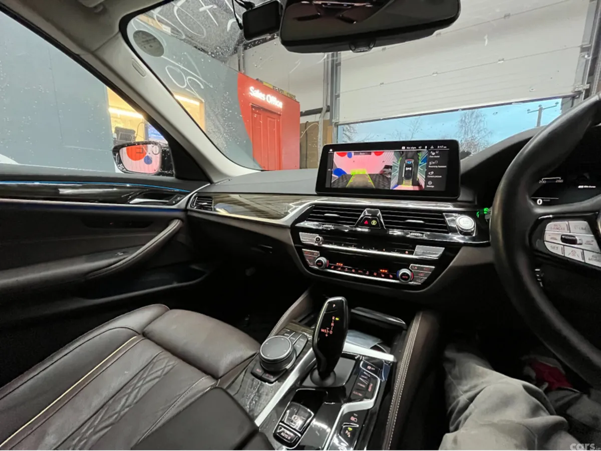 BMW 5-Series Saloon, Petrol Plug-in Hybrid, 2020, Black