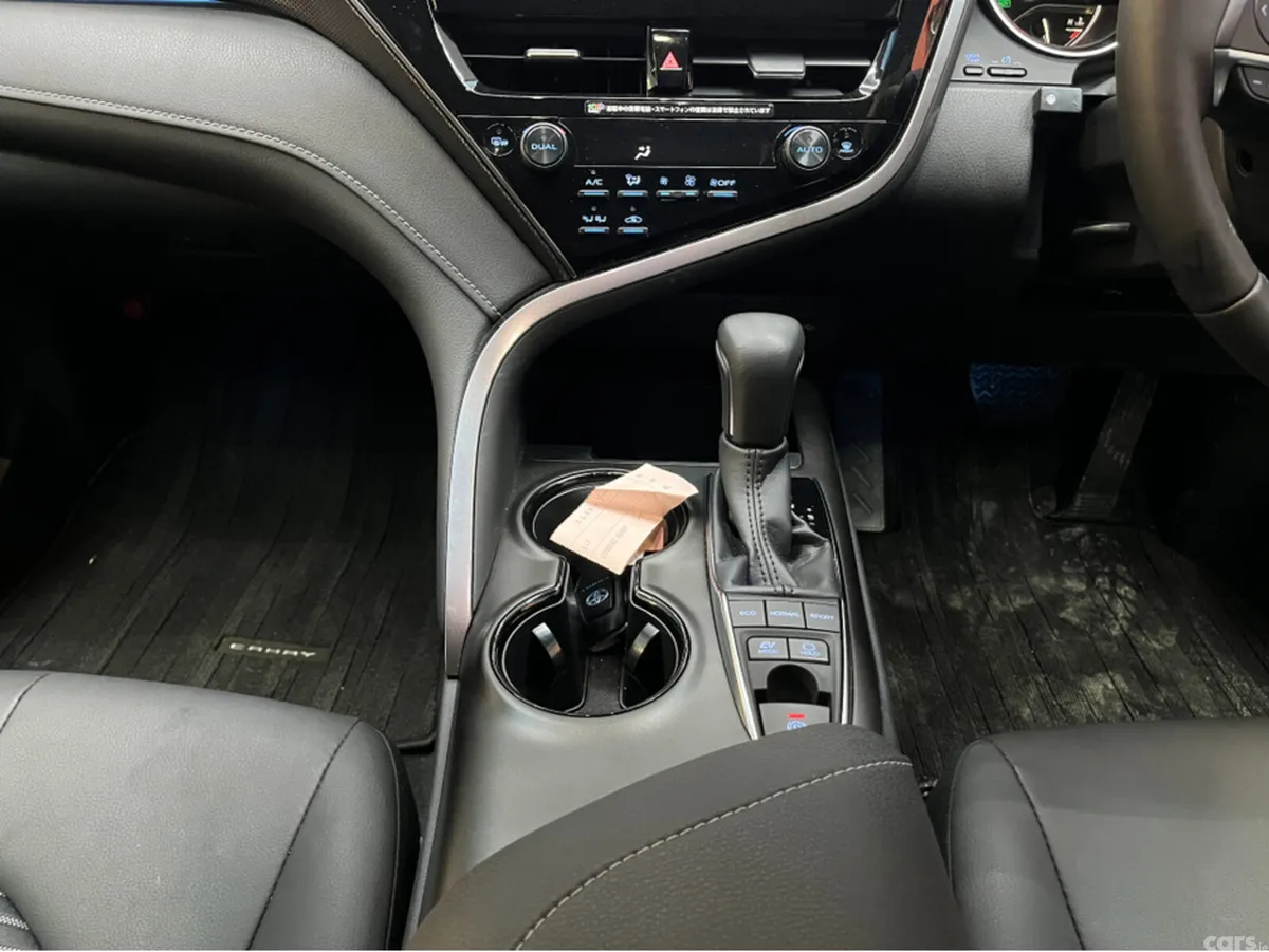 Toyota Camry Saloon, Petrol Hybrid, 2024, White