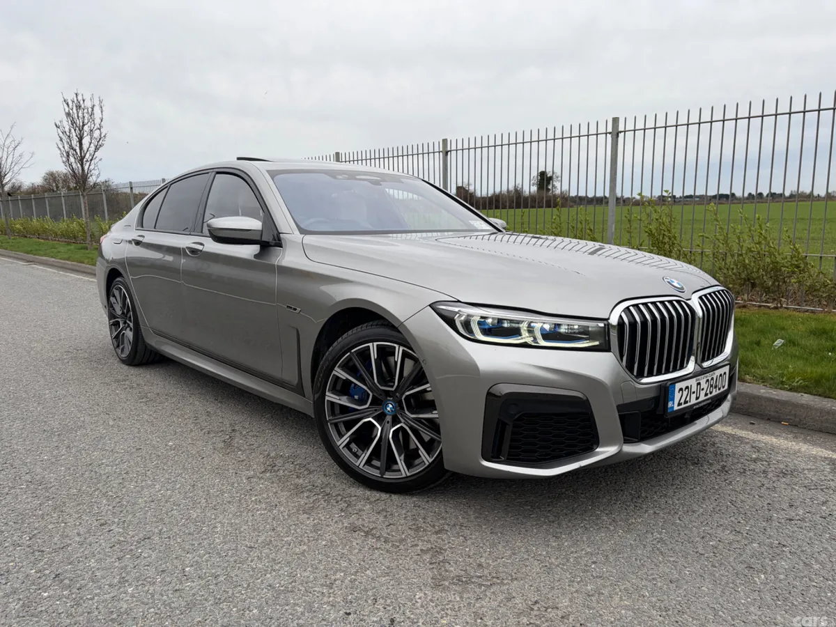 BMW 7-Series Saloon, Petrol Plug-in Hybrid, 2022, Grey