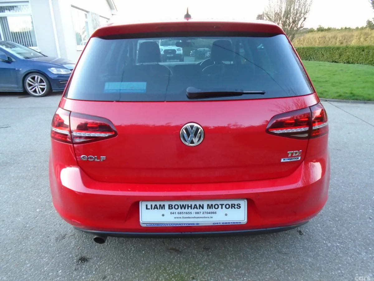 Volkswagen Golf Estate, Diesel, 2017, Red
