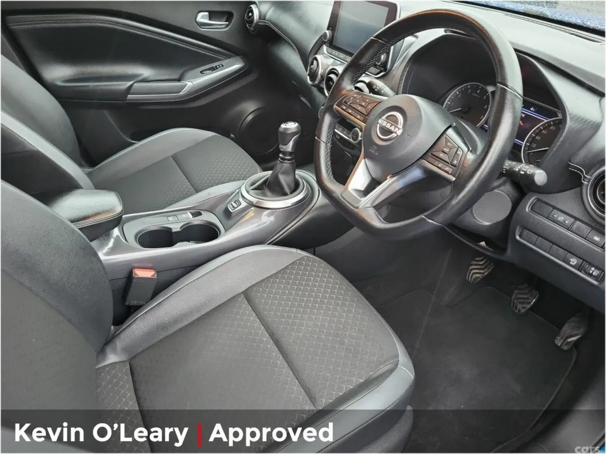 Nissan Juke SUV, Petrol, 2024, Blue