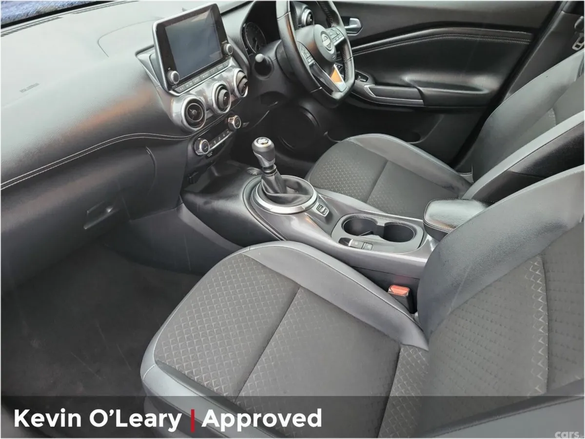 Nissan Juke SUV, Petrol, 2024, Blue