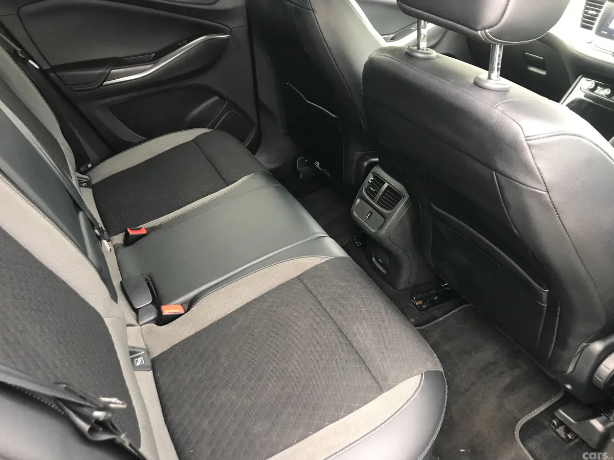 Vauxhall Grandland X Hatchback, Petrol, 2018, Grey