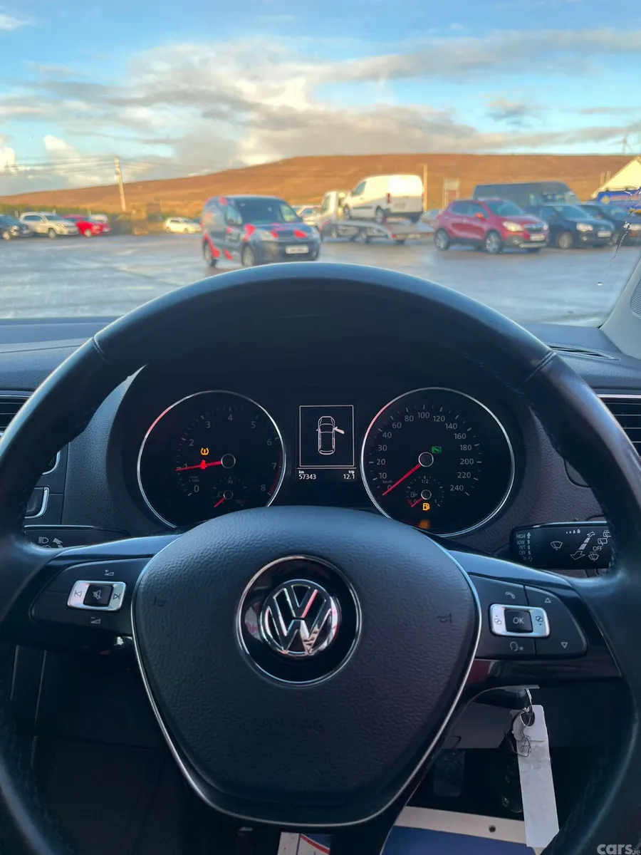 Volkswagen Polo Hatchback, Petrol, 2016, Red