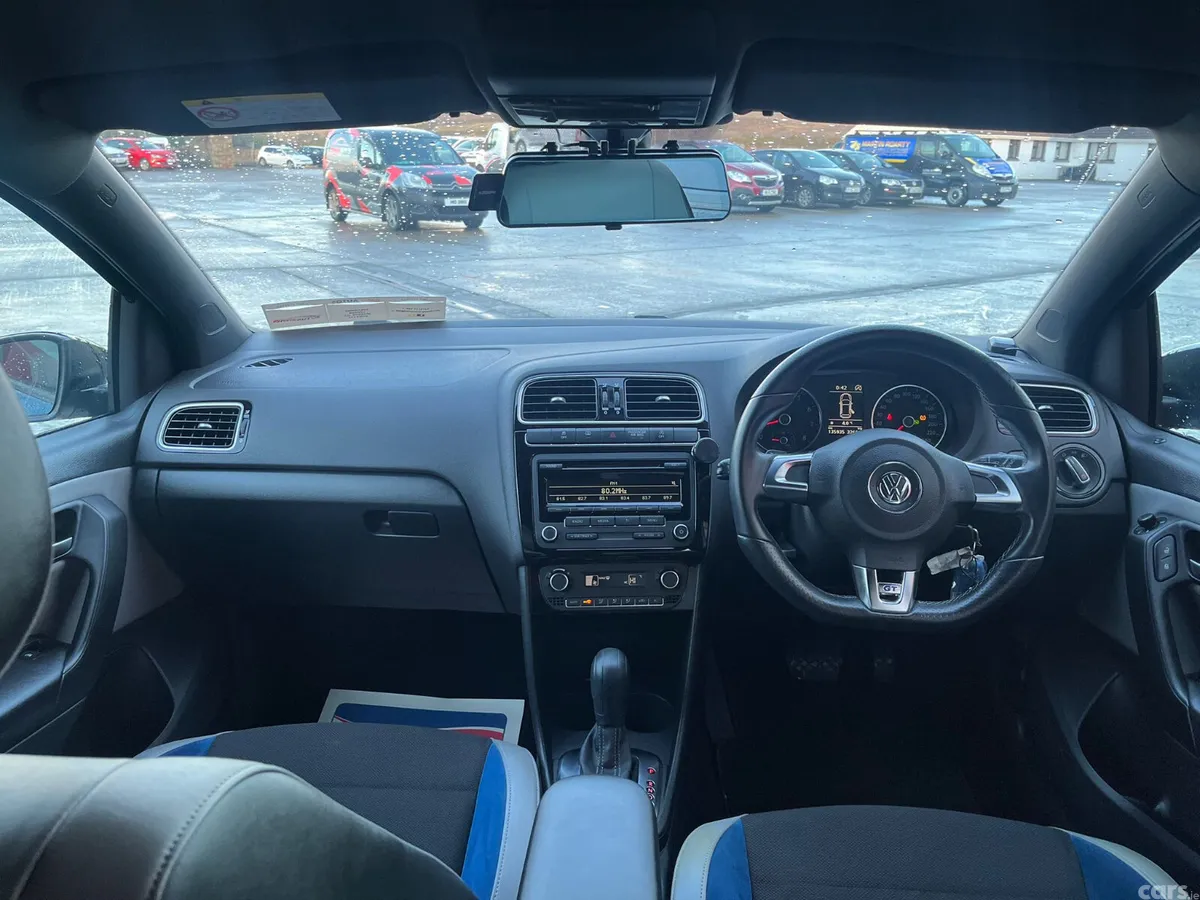 Volkswagen Polo Hatchback, Petrol, 2014, Blue