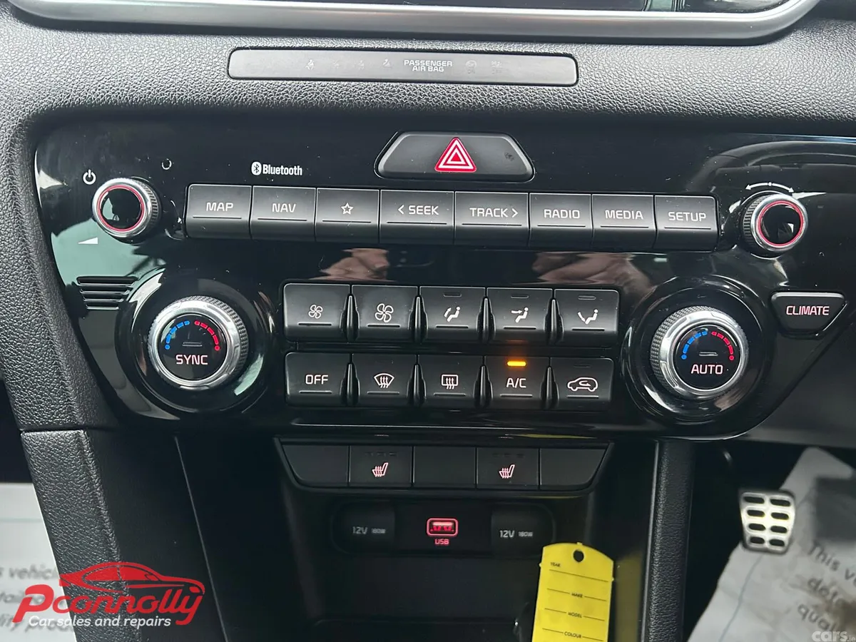 Kia Sportage SUV, Diesel Hybrid, 2021, Grey