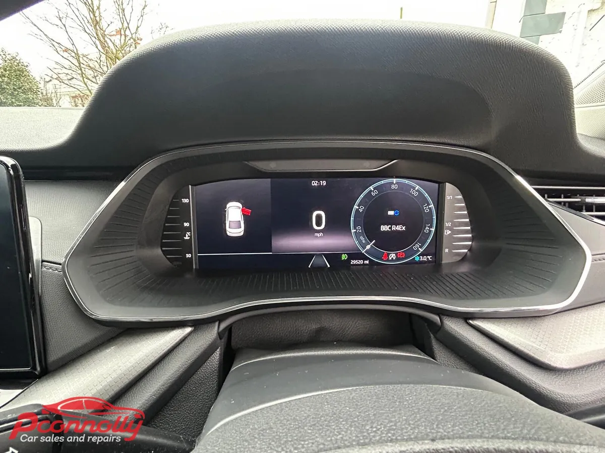 Skoda Octavia Hatchback, Diesel, 2022, Red