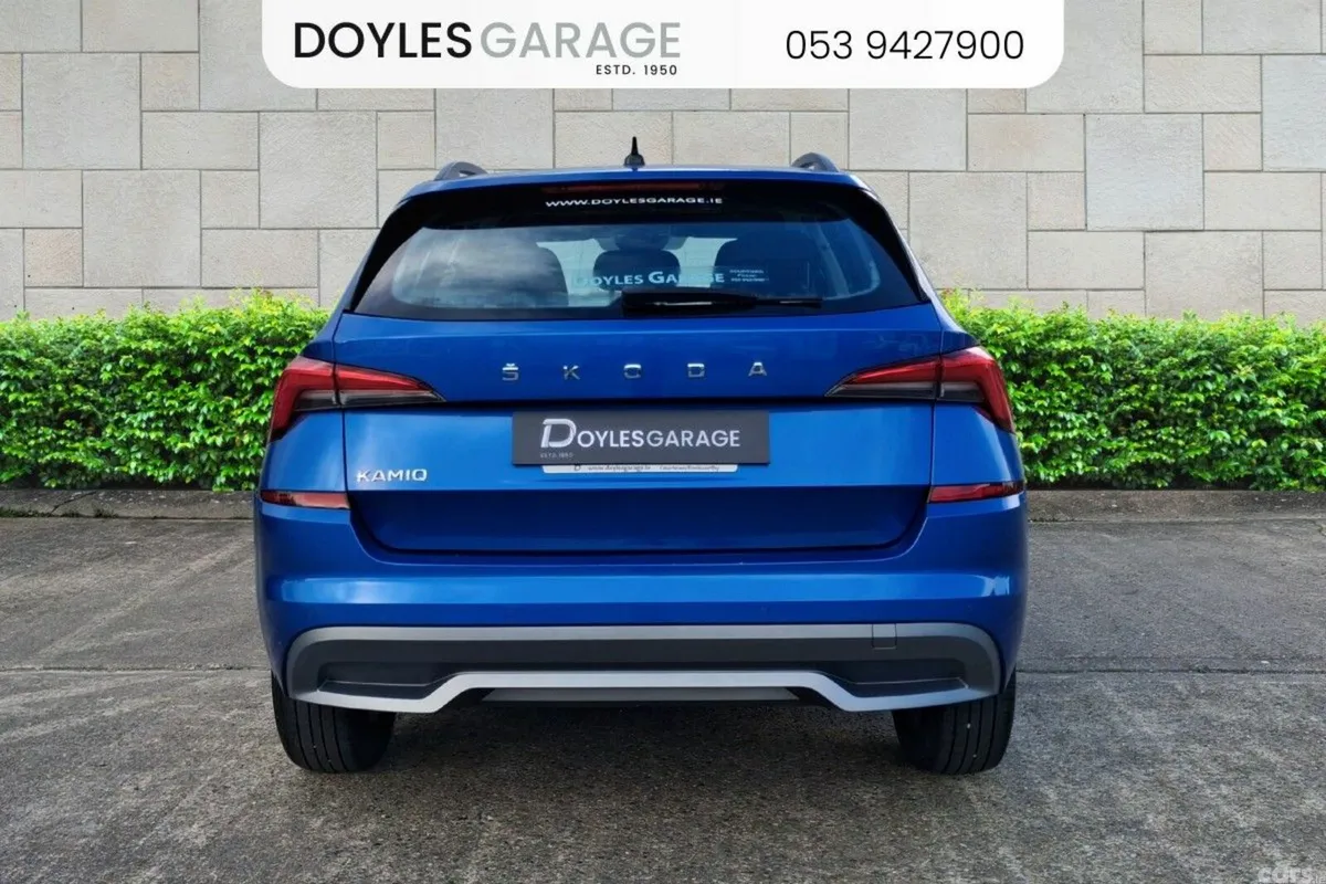 Skoda Kamiq Hatchback, Petrol, 2022, Blue
