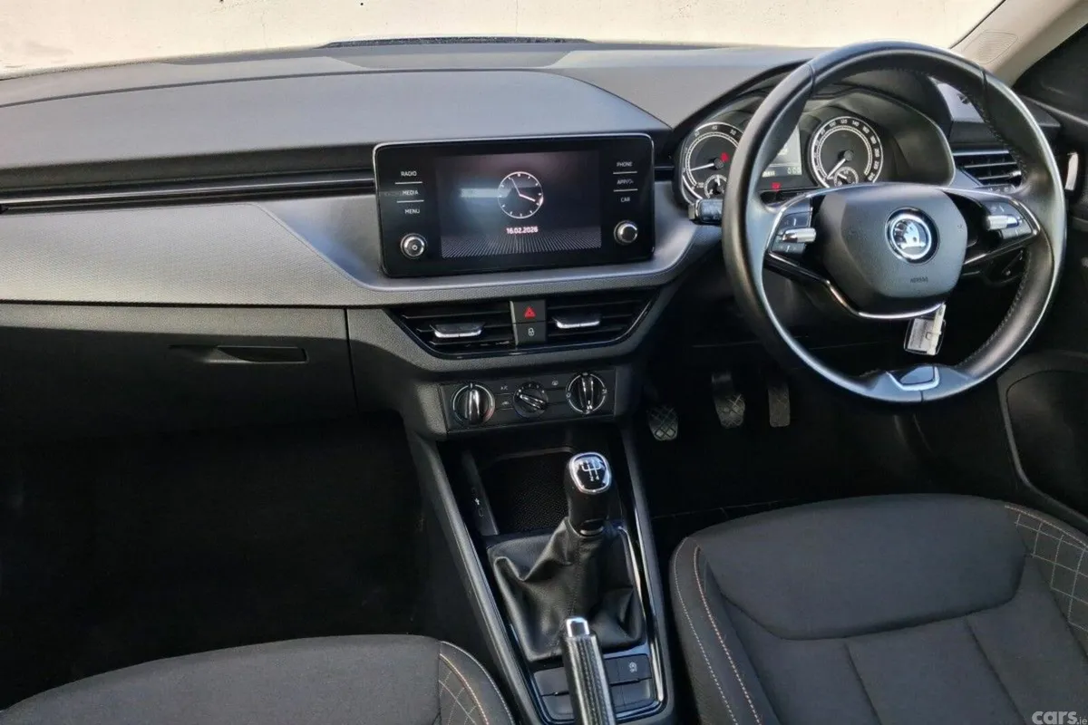 Skoda Kamiq Hatchback, Petrol, 2022, Blue