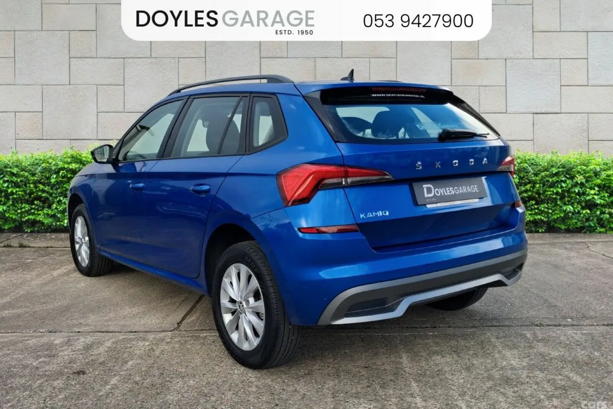 Skoda Kamiq Hatchback, Petrol, 2022, Blue