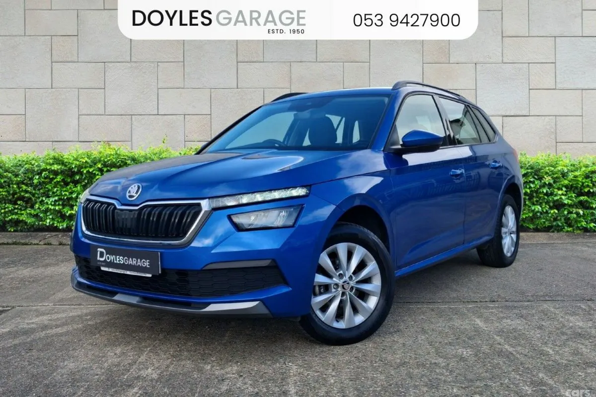 Skoda Kamiq Hatchback, Petrol, 2022, Blue