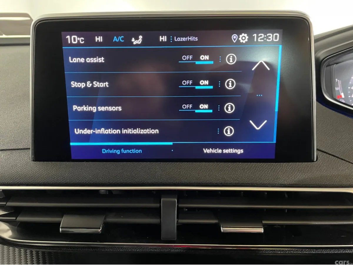 Peugeot 5008 MPV, Diesel, 2022, Grey