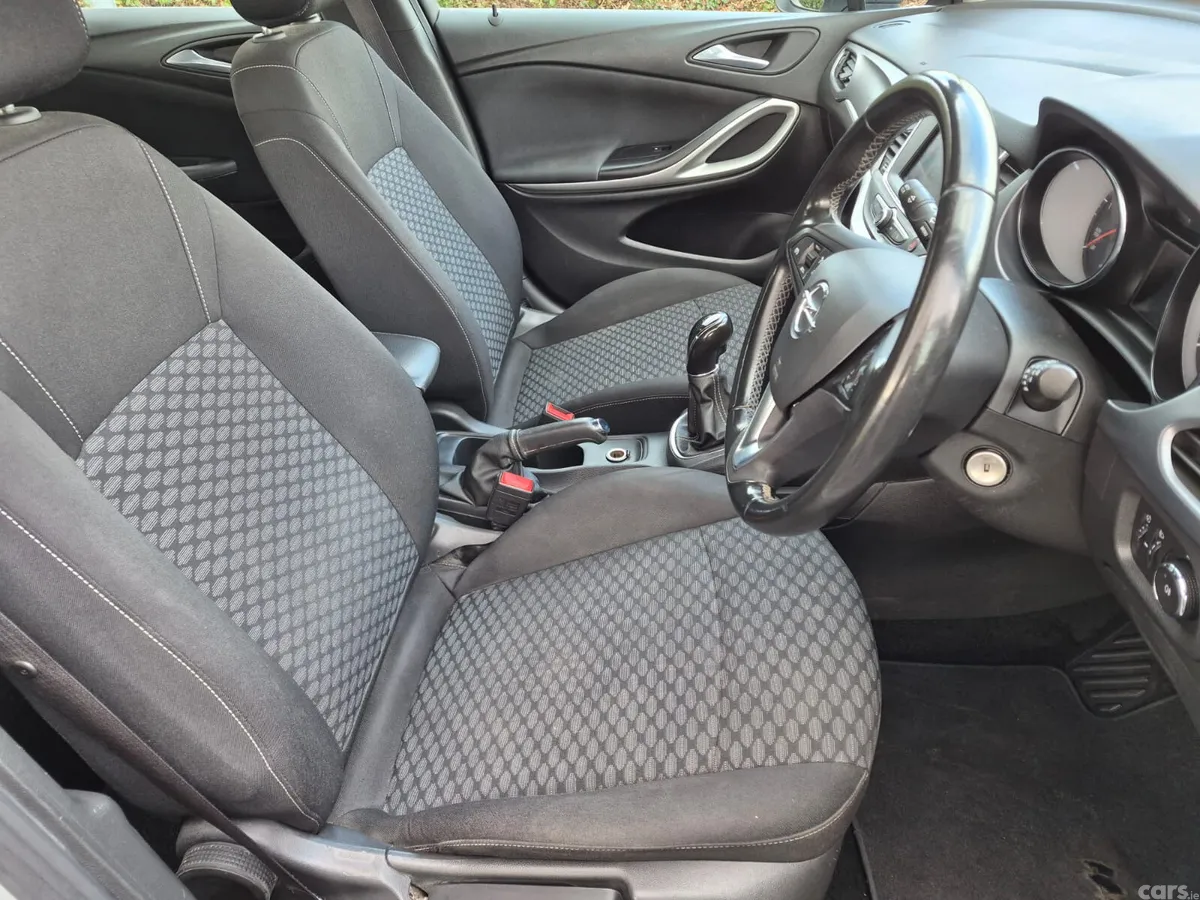 Opel Astra Estate, Diesel, 2022, Grey