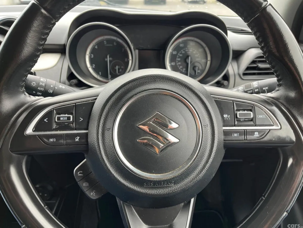 Suzuki Swift Hatchback, Petrol Hybrid, 2021, Black