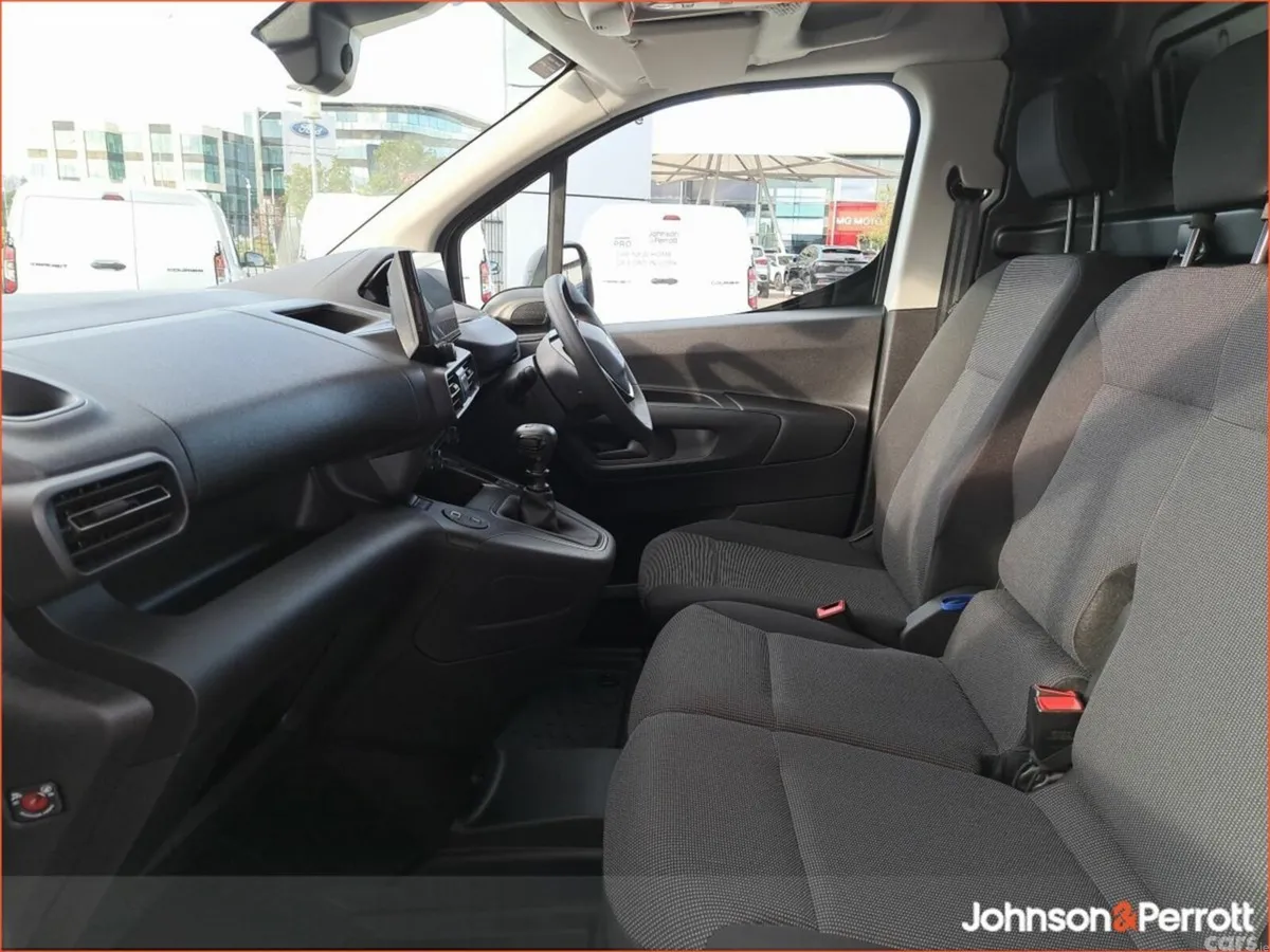 Peugeot Partner MPV, Diesel, 2026, Black