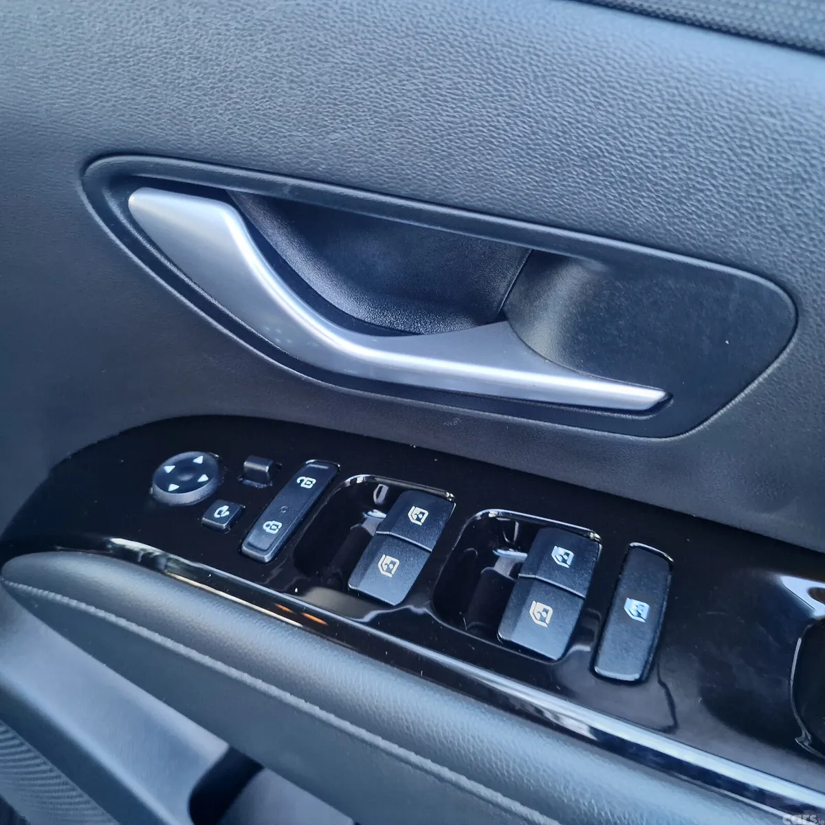 Hyundai Tucson SUV, Petrol Plug-in Hybrid, 2023, Brown