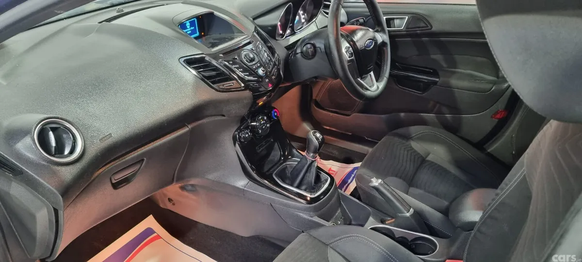 Ford Fiesta Hatchback, Diesel, 2014, Blue