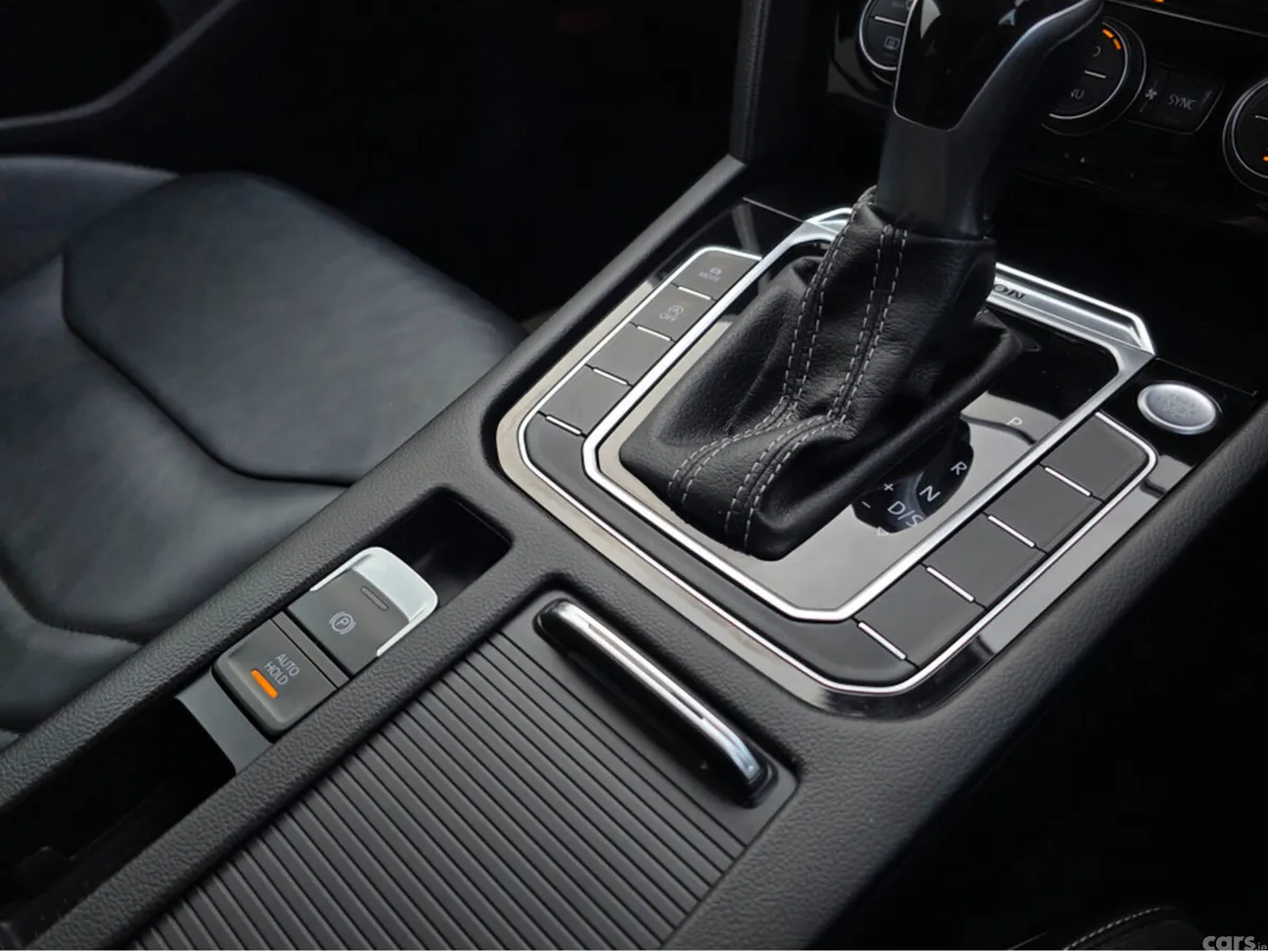 Volkswagen Arteon Saloon, Petrol, 2018, White