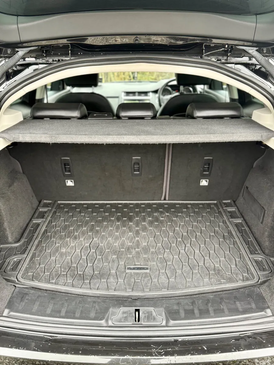 Jaguar E-Pace SUV, Diesel, 2019, Black