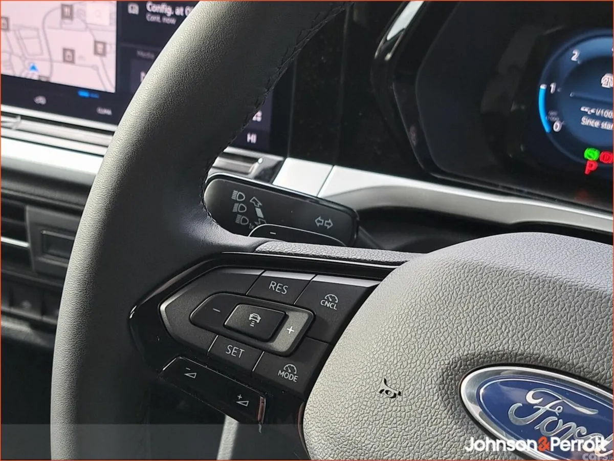 Ford Tourneo Connect MPV, Petrol Plug-in Hybrid, 2027, 