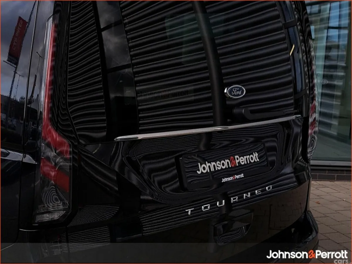 Ford Tourneo Connect MPV, Petrol Plug-in Hybrid, 2027, 
