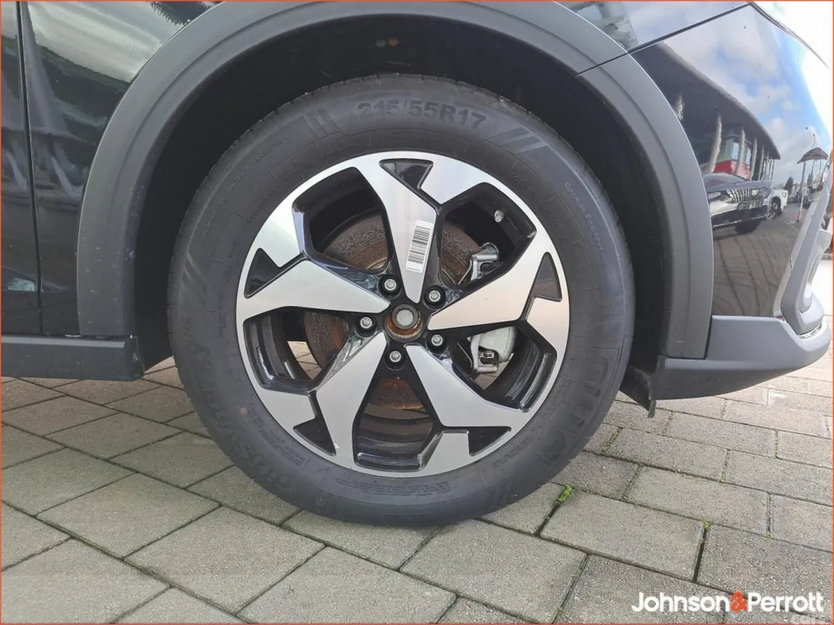 Ford Tourneo Connect MPV, Petrol Plug-in Hybrid, 2027, 