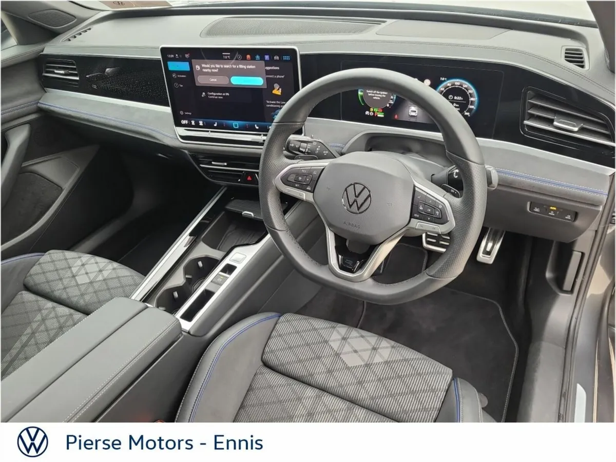 Volkswagen Passat Estate, Petrol Hybrid, 2025, Grey