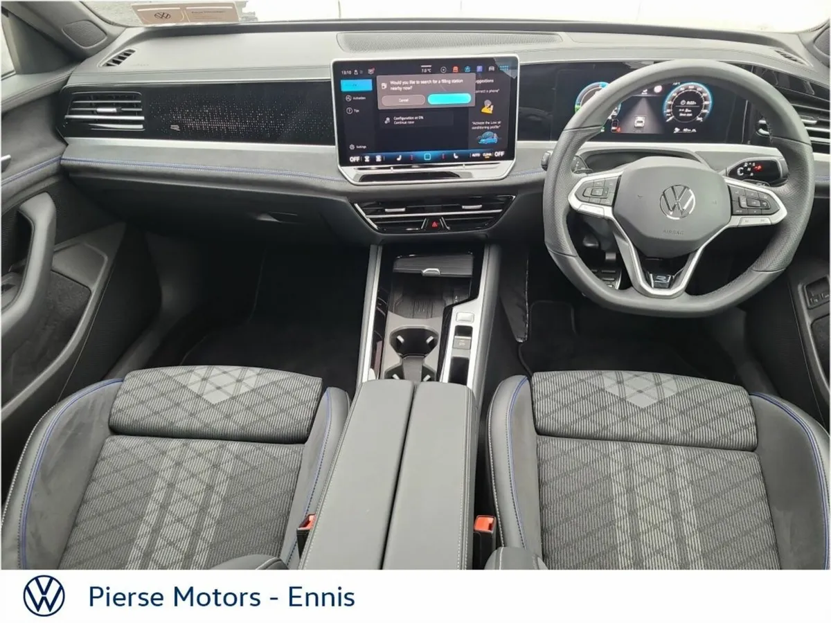 Volkswagen Passat Estate, Petrol Hybrid, 2025, Grey