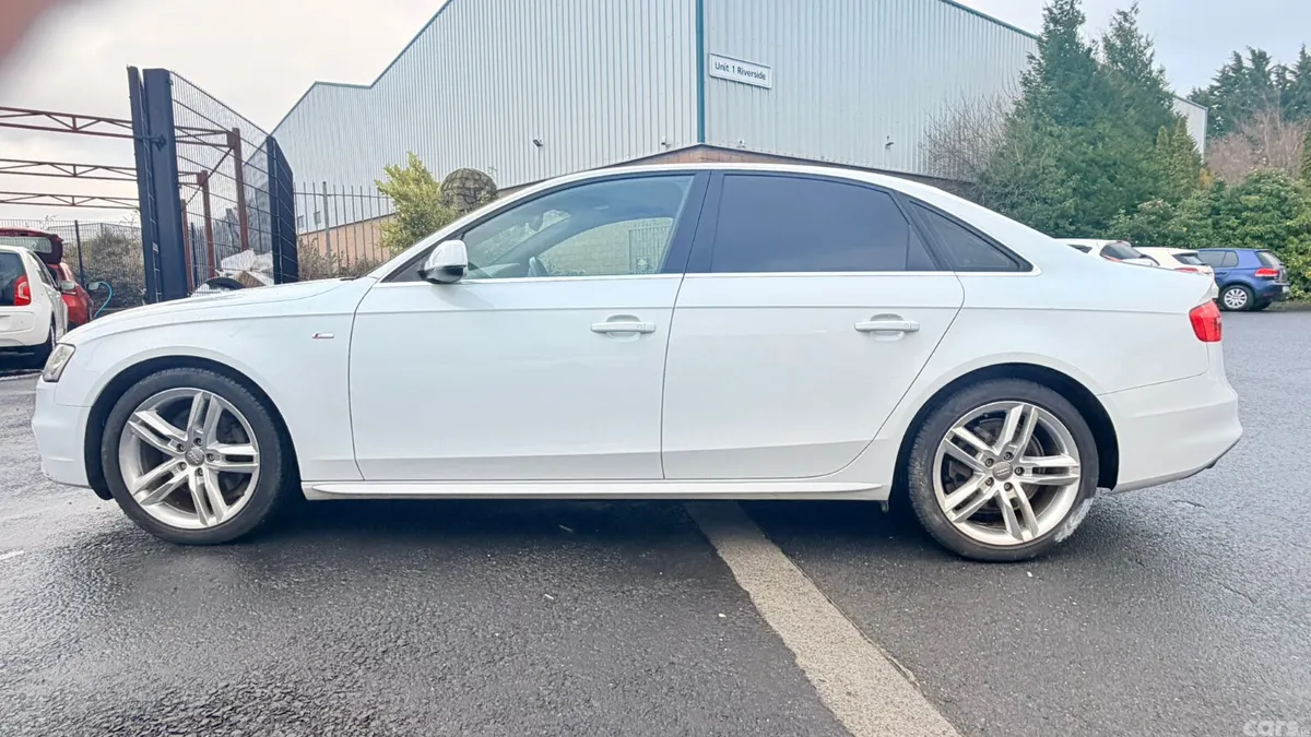 Audi A4 Saloon, Petrol, 2014, White