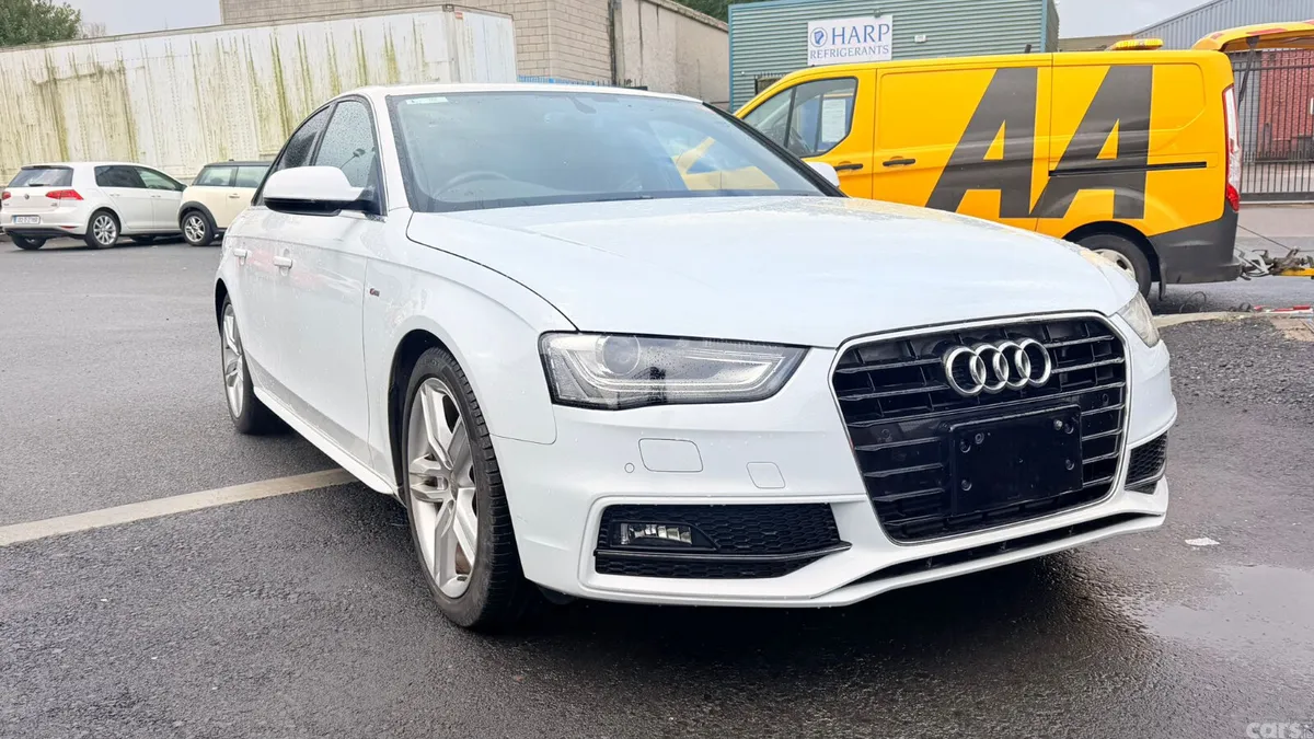 Audi A4 Saloon, Petrol, 2014, White