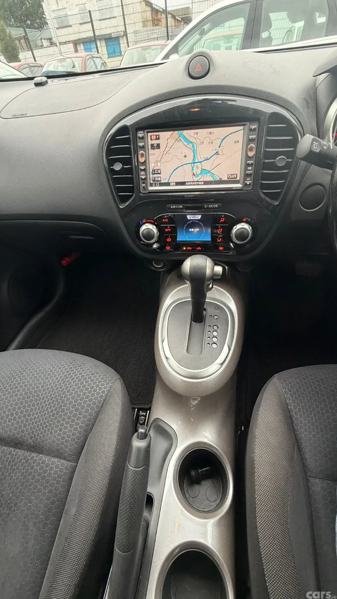 Nissan Juke MPV, Petrol, 2011, Silver