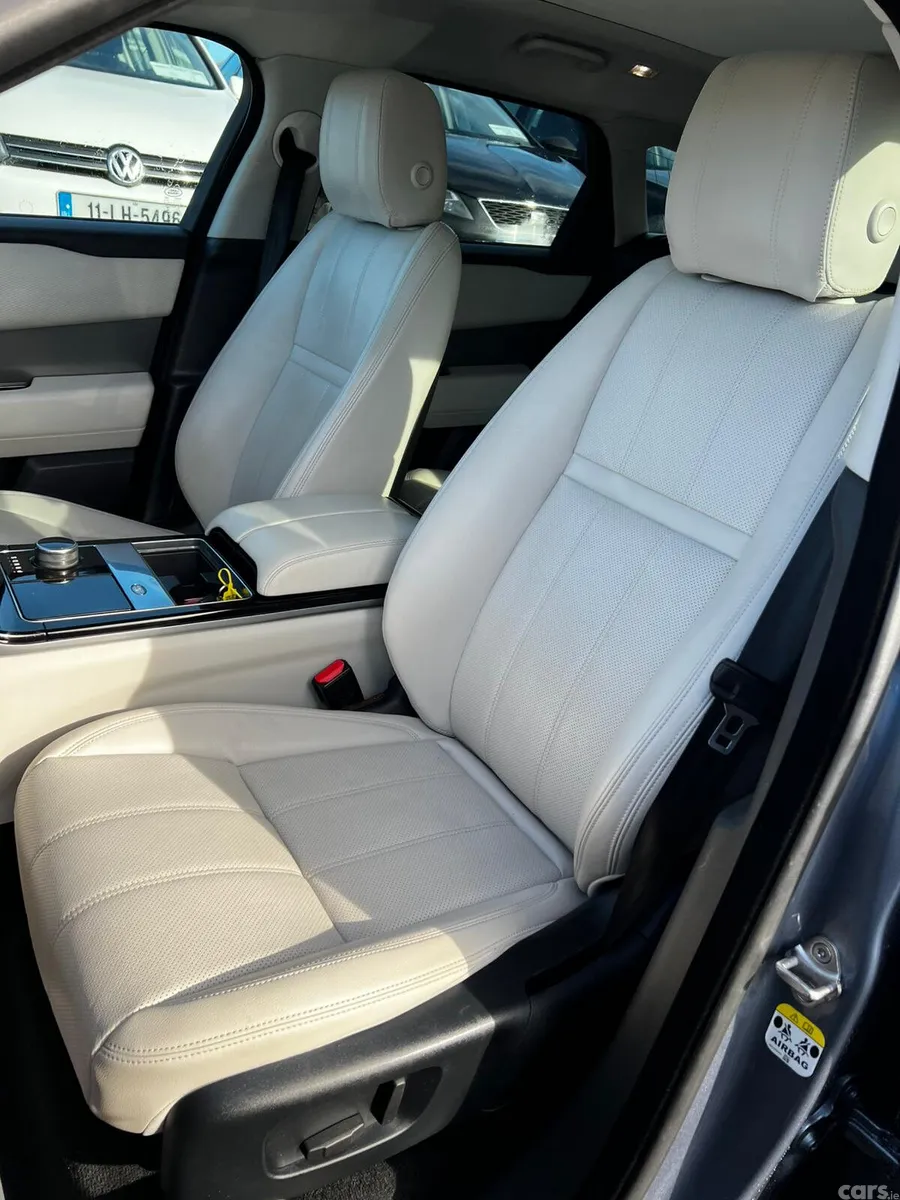 Land Rover Range Rover Velar SUV, Diesel, 2018, Blue