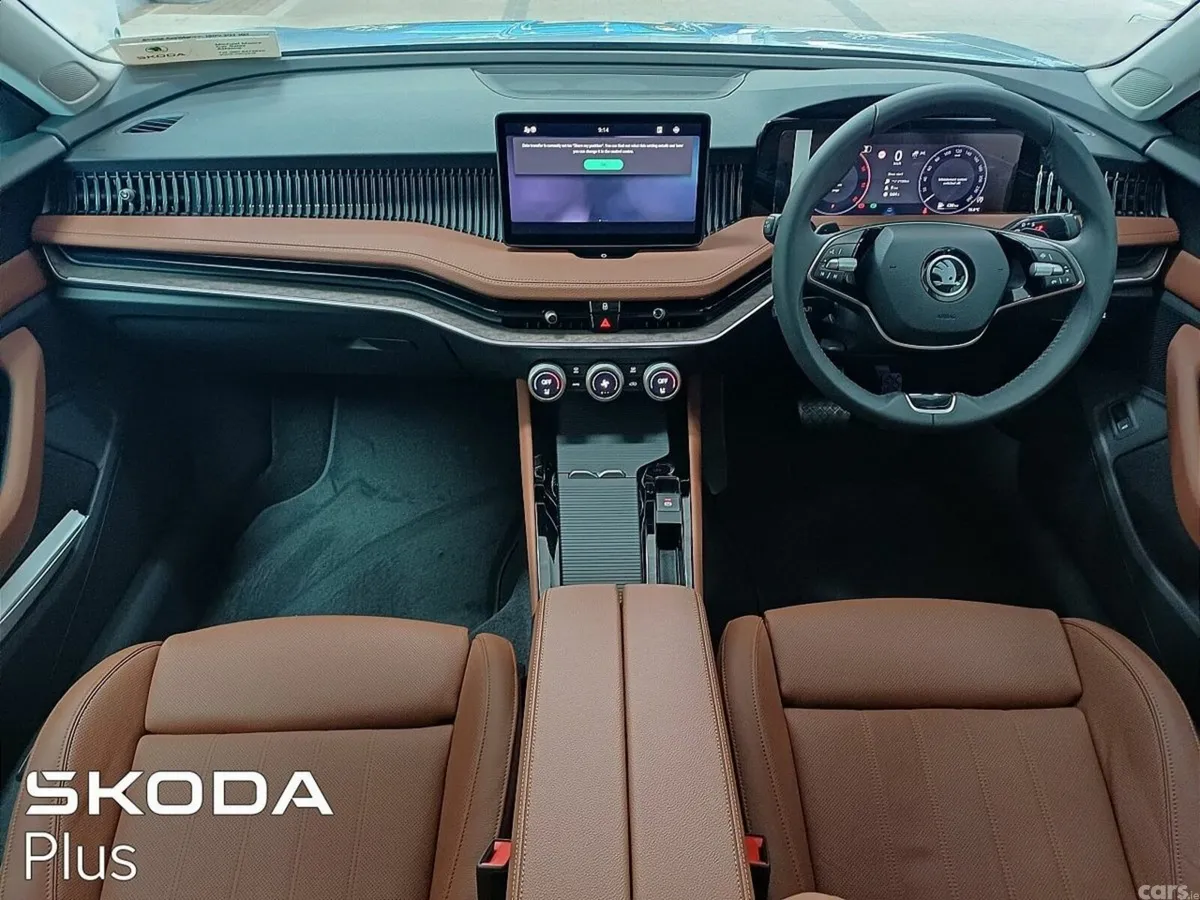 Skoda Superb Saloon, Diesel, 2027, Silver