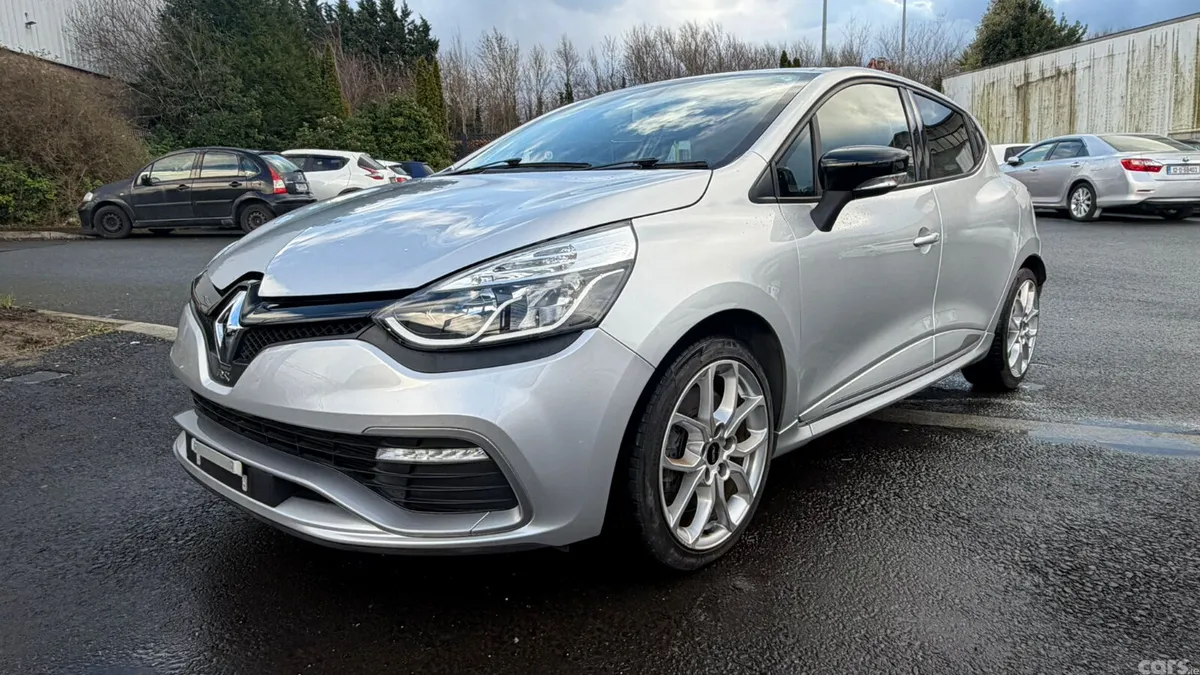 Renault Clio Hatchback, Petrol, 2015, Silver
