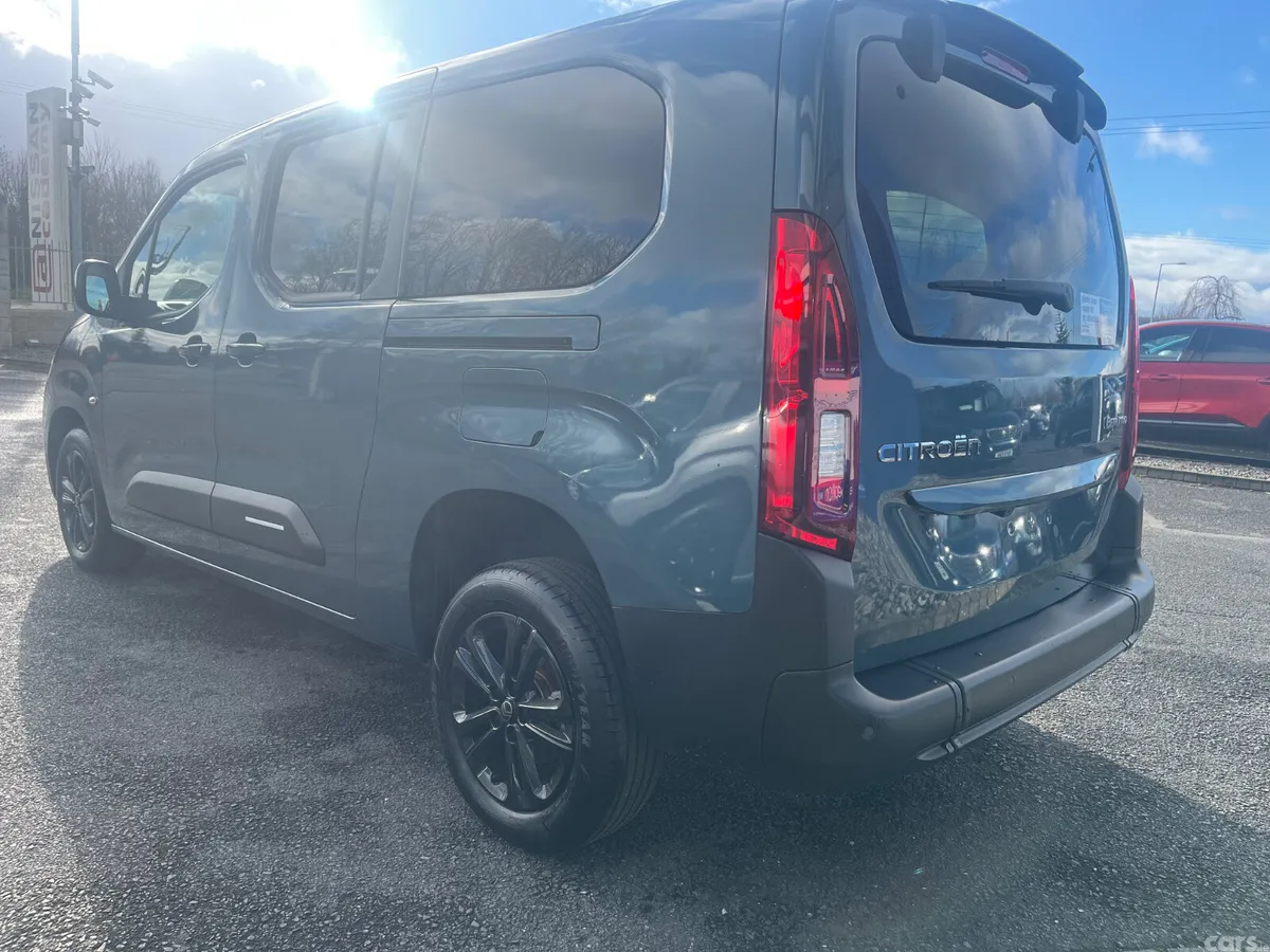 Citroen Berlingo Multispace MPV, Diesel, 2026, Blue