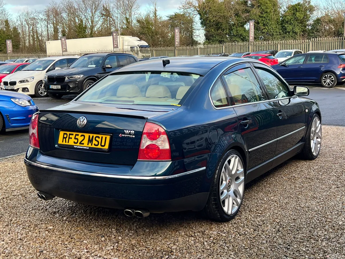 Volkswagen Passat Saloon, Petrol, 2002, Blue