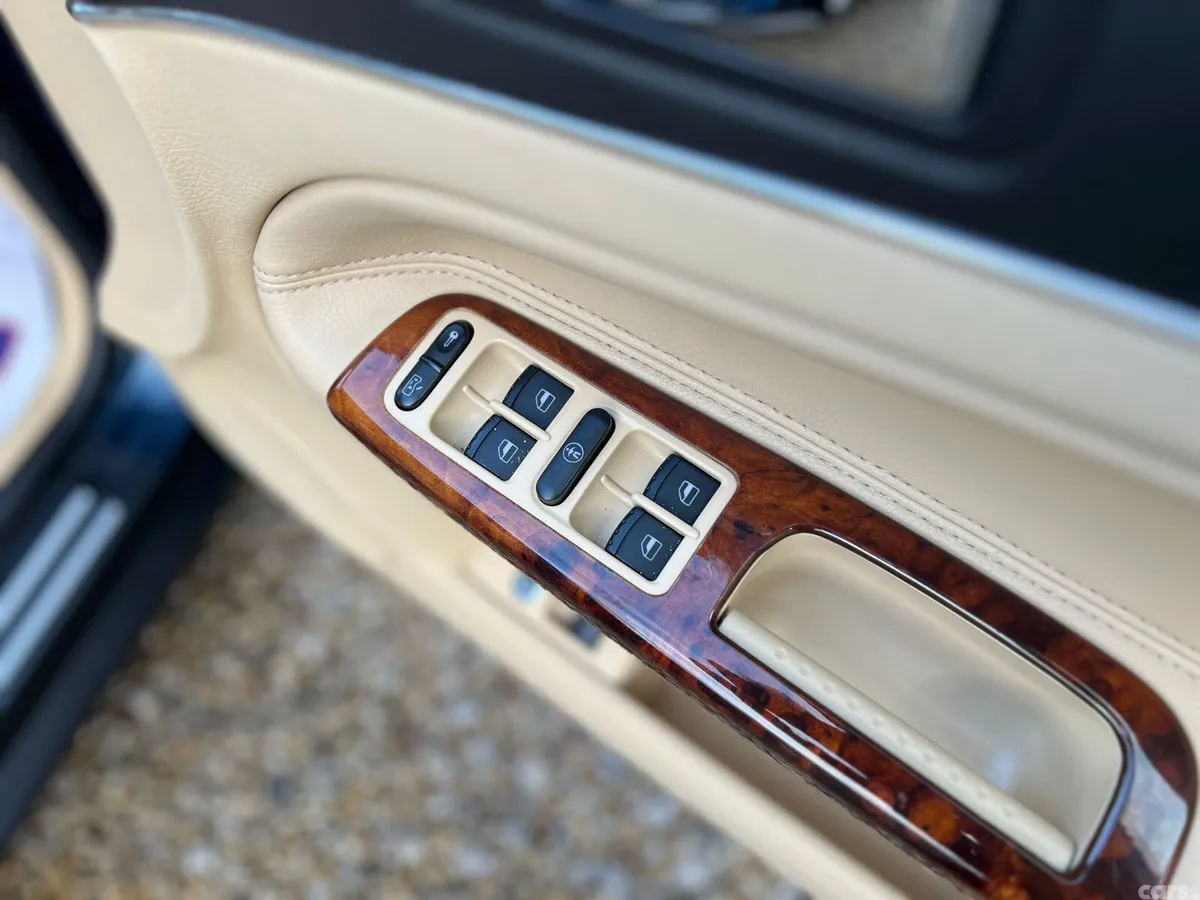 Volkswagen Passat Saloon, Petrol, 2002, Blue