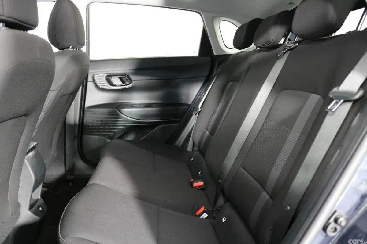 Hyundai i20 Hatchback, Petrol, 2024, Grey