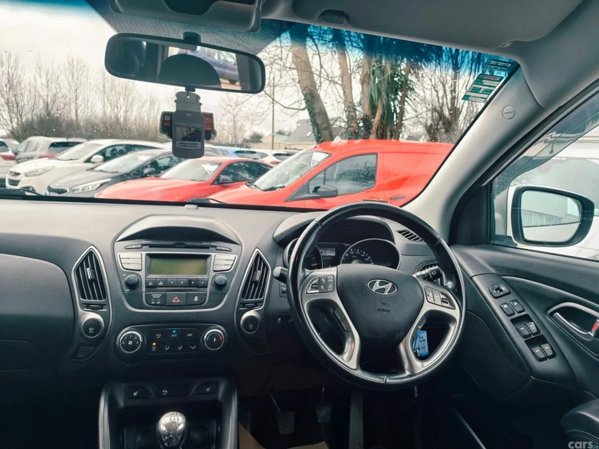 Hyundai ix35 SUV, Diesel, 2014, White