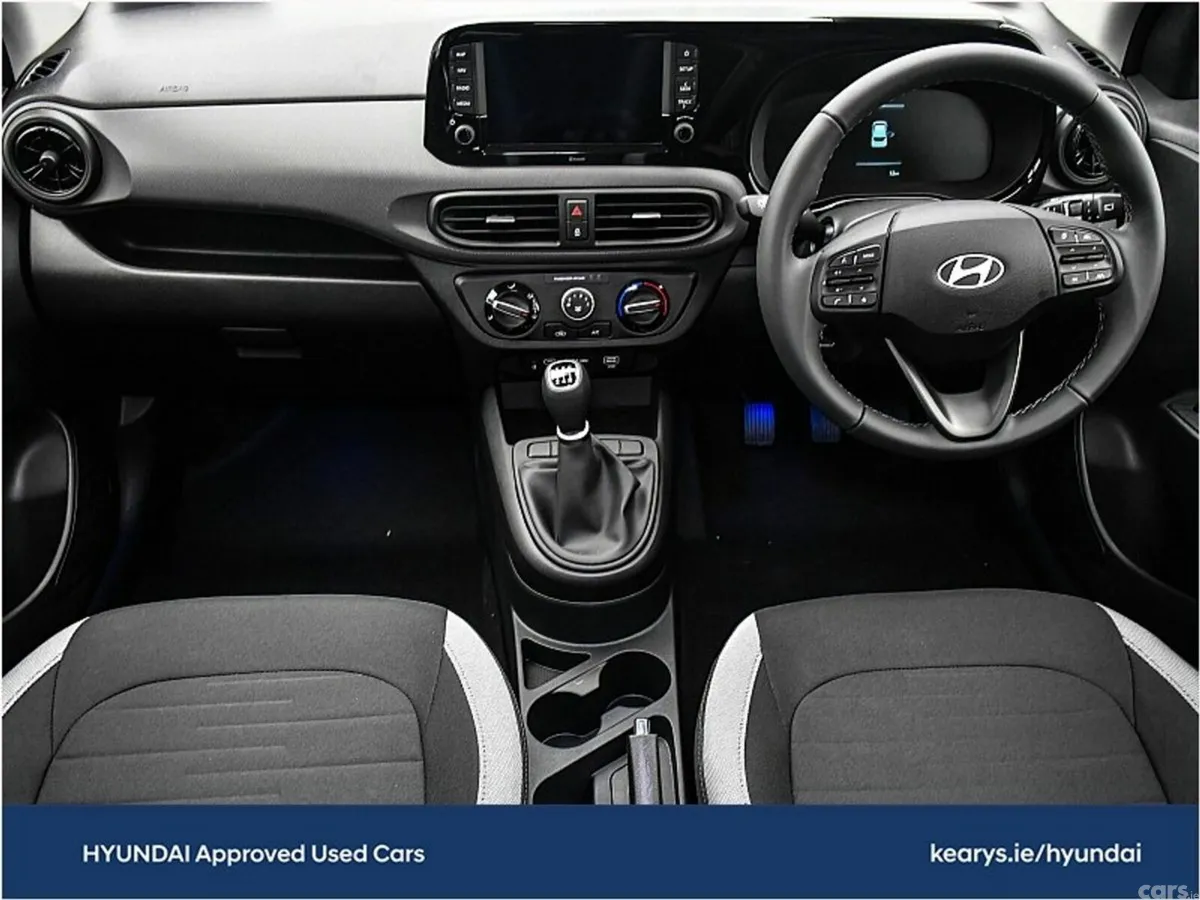 Hyundai i10 Hatchback, Petrol, 2026, White