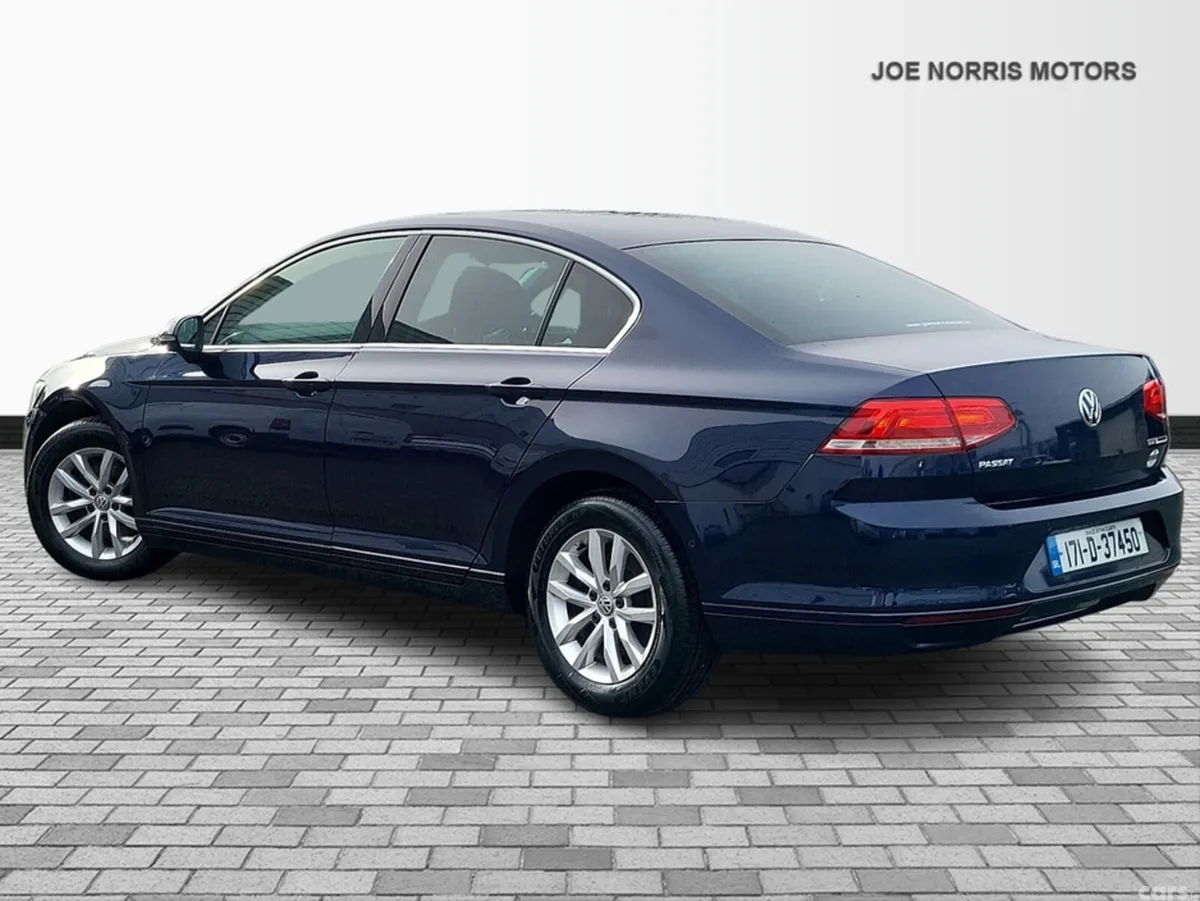 Volkswagen Passat Saloon, Diesel, 2017, Blue