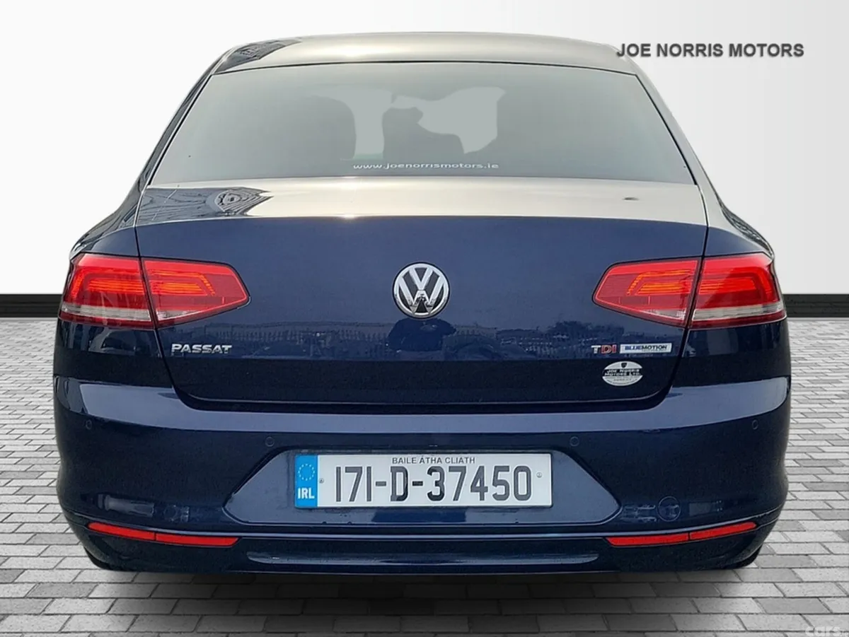 Volkswagen Passat Saloon, Diesel, 2017, Blue