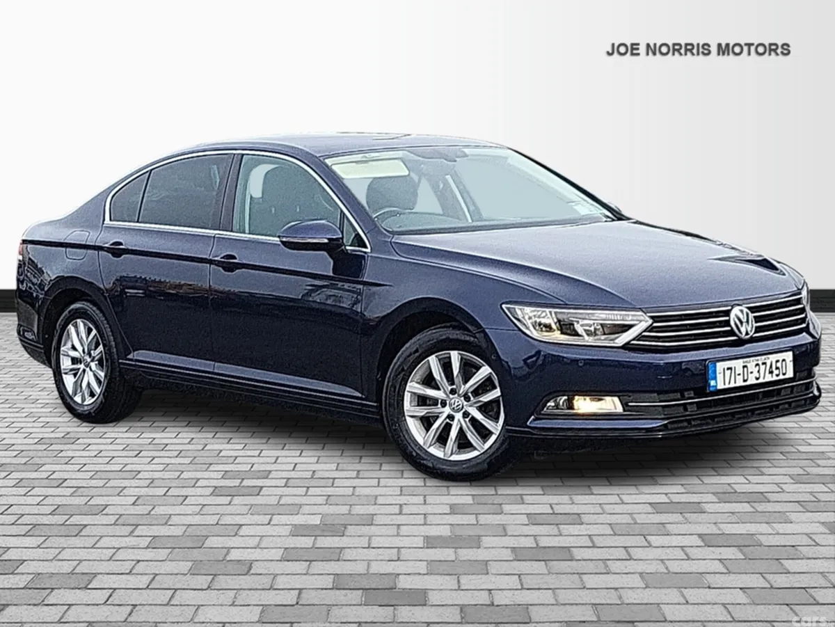 Volkswagen Passat Saloon, Diesel, 2017, Blue